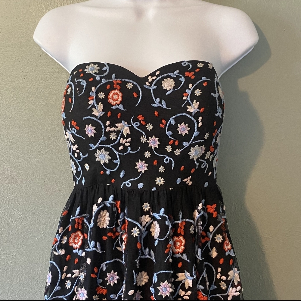 Mod Cloth Floral Embroidered Maxi Dress Size XS - Picture 2 of 7
